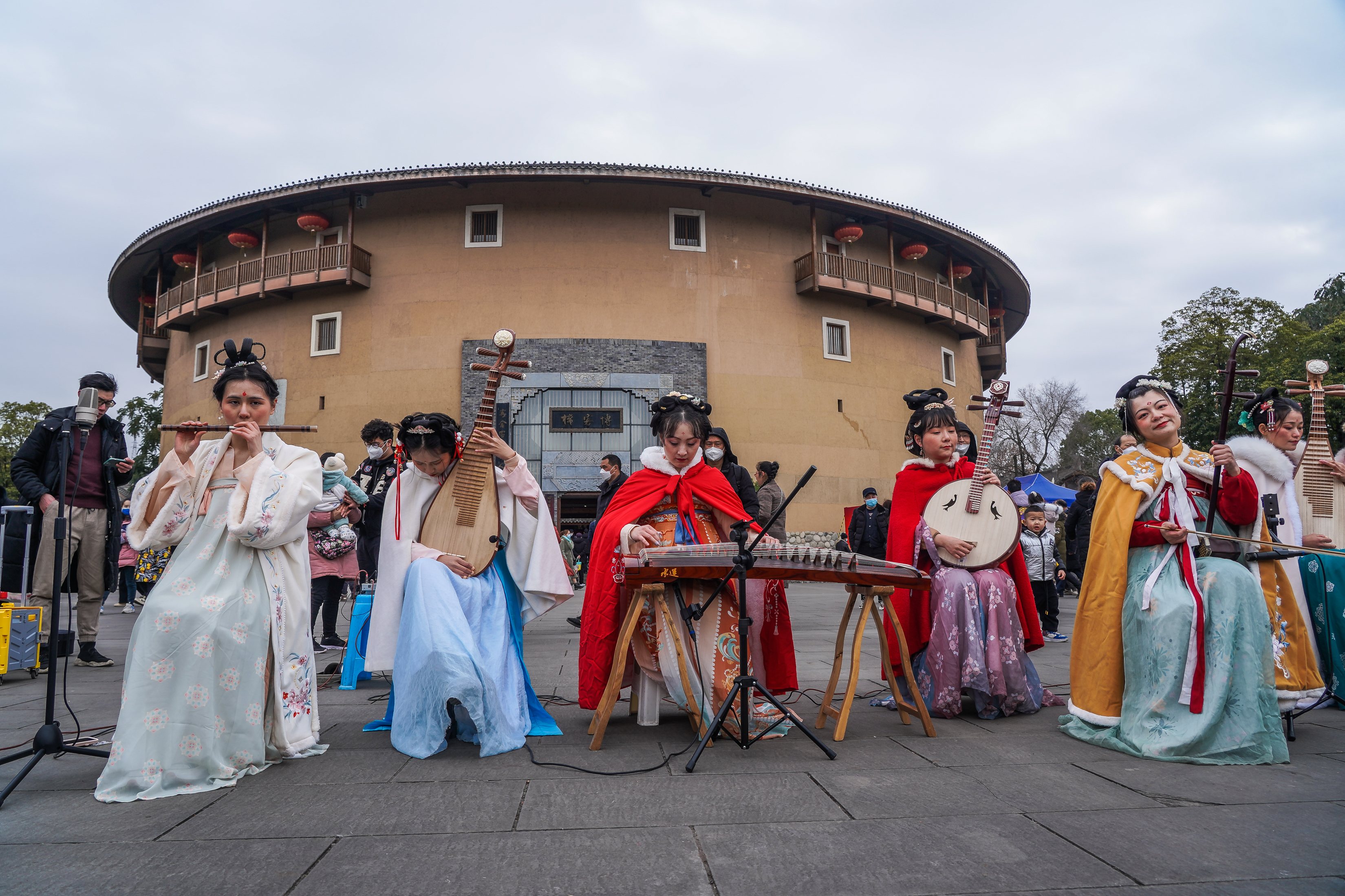 龙泉洛带古镇自驾游攻略,龙泉古镇攻略一日游可以带孩子吗