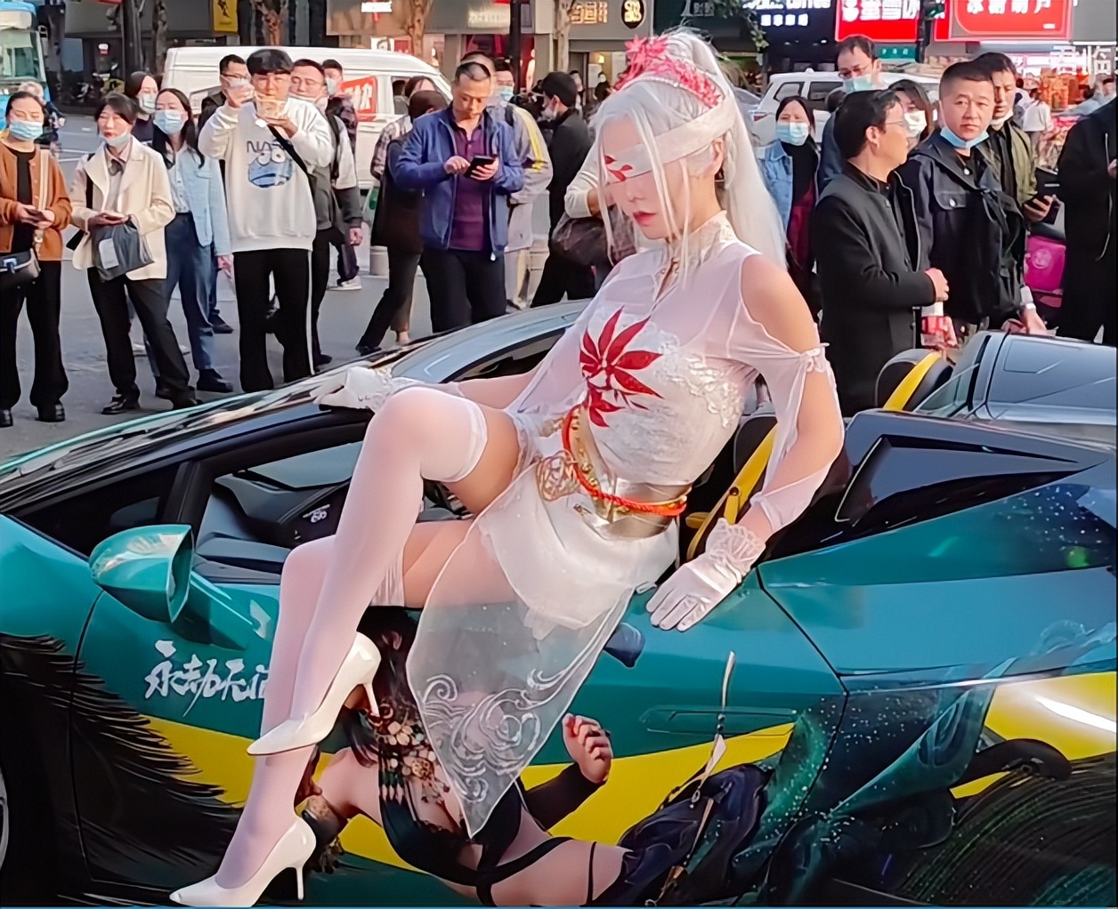 有必要么？就5分钟路程，你要开着*博兰**基尼去KFC买全家桶