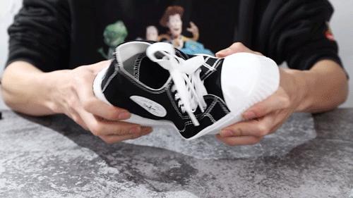 帆布鞋穿搭显瘦,时尚帆布鞋休闲百搭时髦又减龄