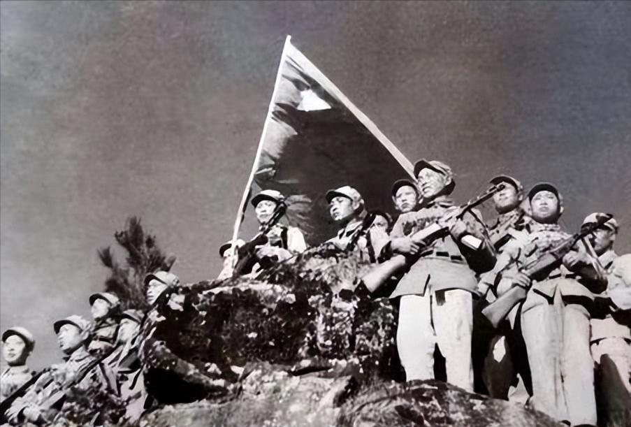 中国志愿军战歌歌词作者,中国志愿军战歌作者是谁