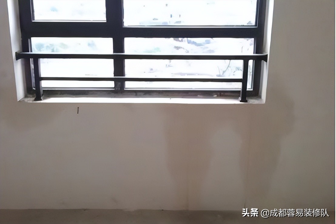 窗户渗水用什么胶比较好,阳台窗户缝隙渗水怎么办