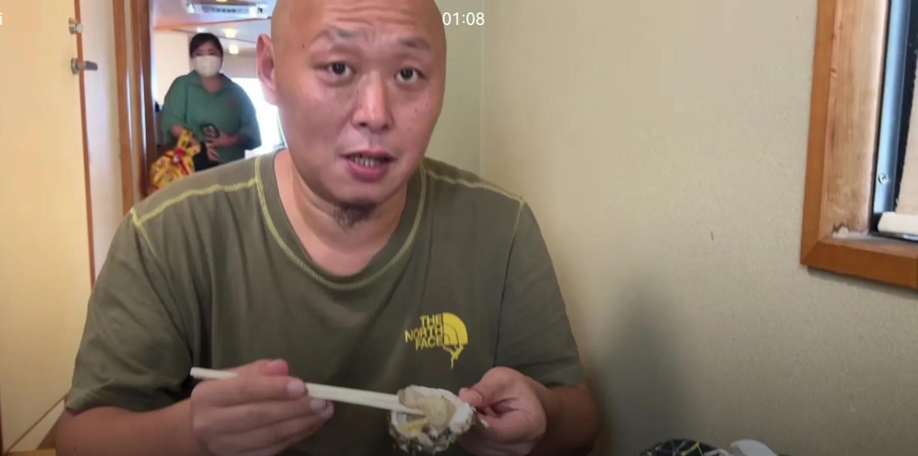 尼泊尔老高一杆大旗飘扬,山里温馨题材多,上海女婿过上精致生活