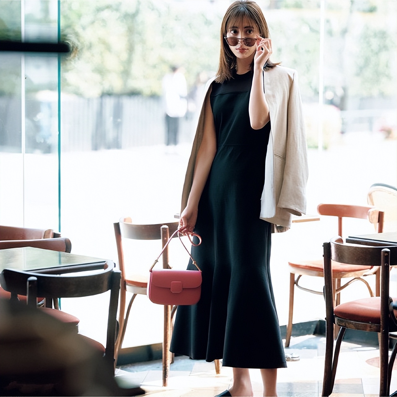 黑白色怎么搭配才好看,黑白色如何搭配出高级感