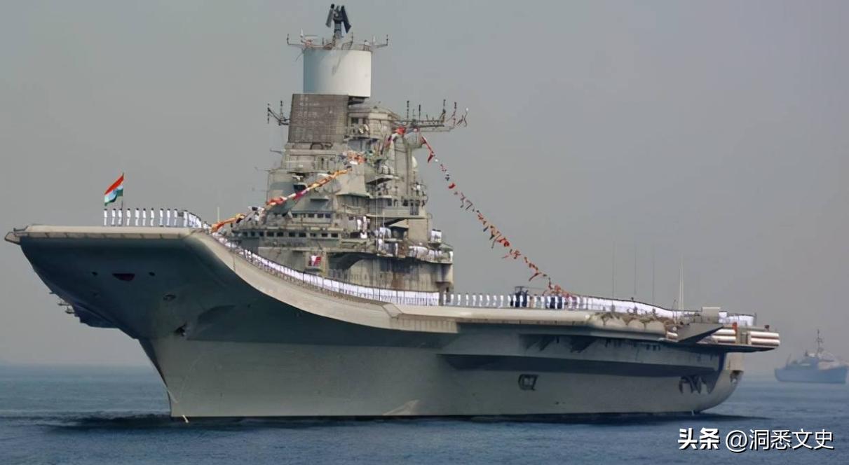 12亿美元买一架飞机，被外国轮着坑，印度是如何成为*火军**韭菜的？