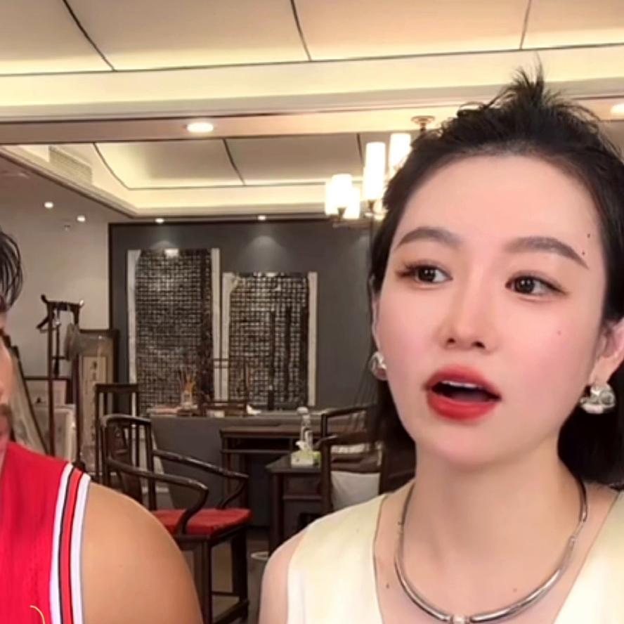 嘴哥不但会撩，还会舔，把七老板都整不会了#护肤好物