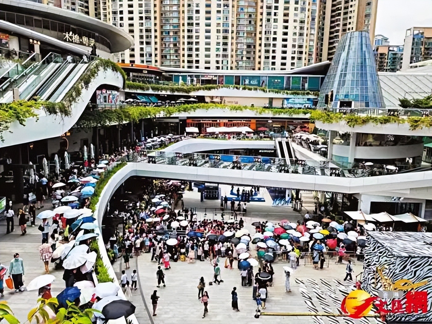 暑假香港人挤爆深圳,一个暑假去了好多地方