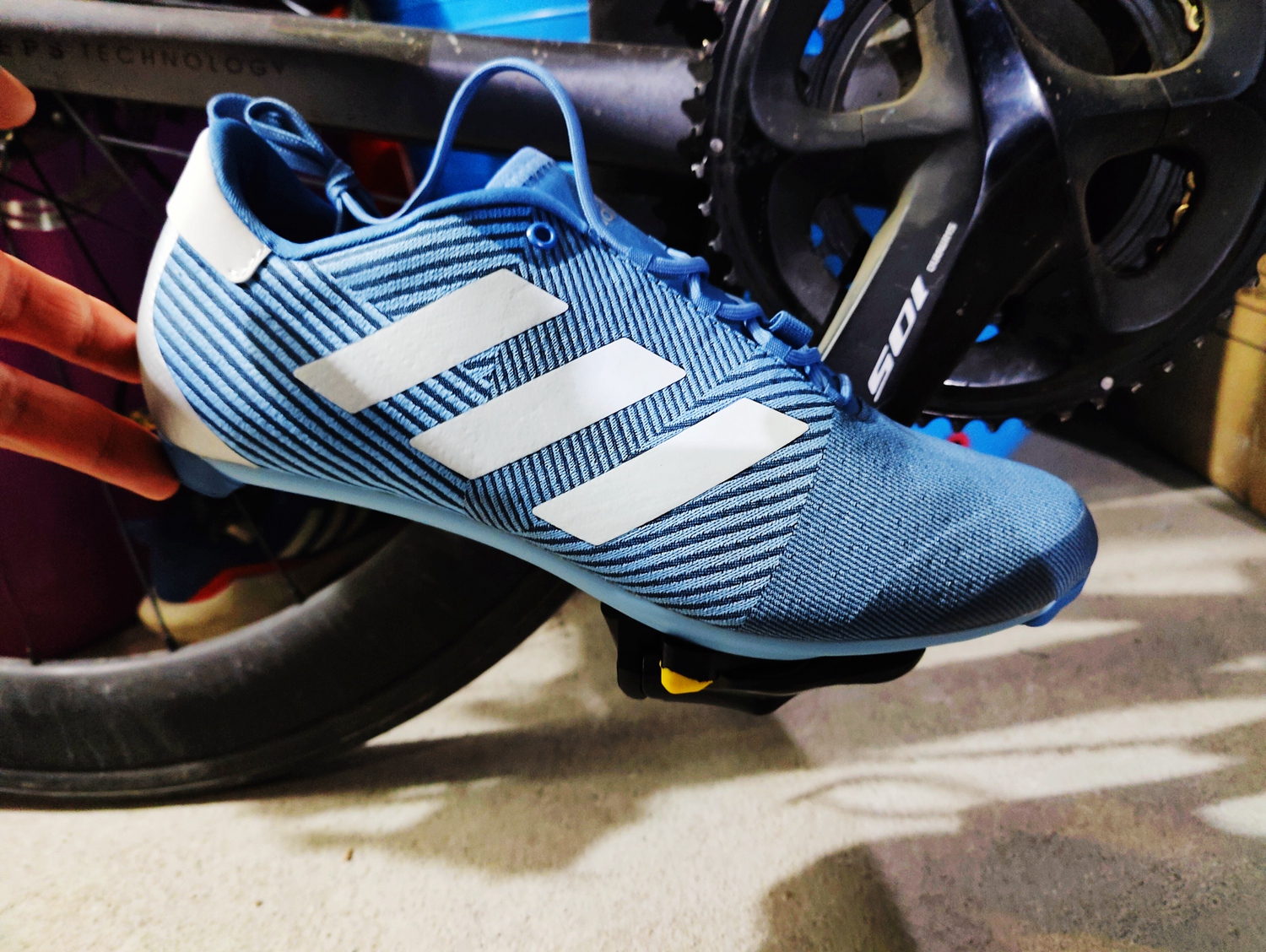 新手骑行无锁骑行鞋,自锁紧骑行鞋