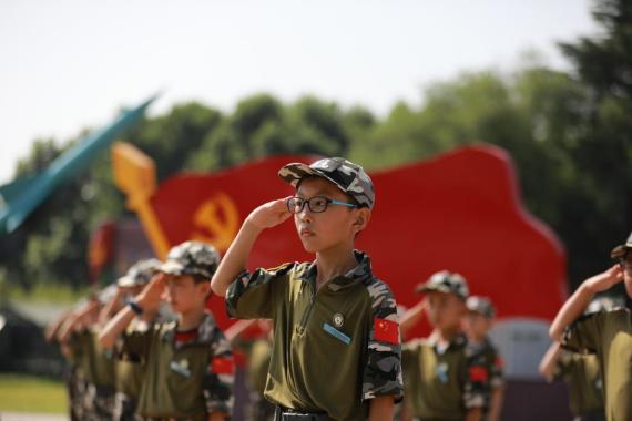 儿童军营体验营,儿童体验军营夏令营