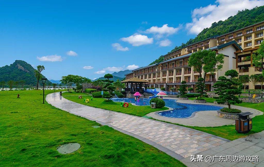 宝晶宫天鹅湖温泉酒店玩水,宝晶宫天鹅湖温泉酒店泳池恒温吗