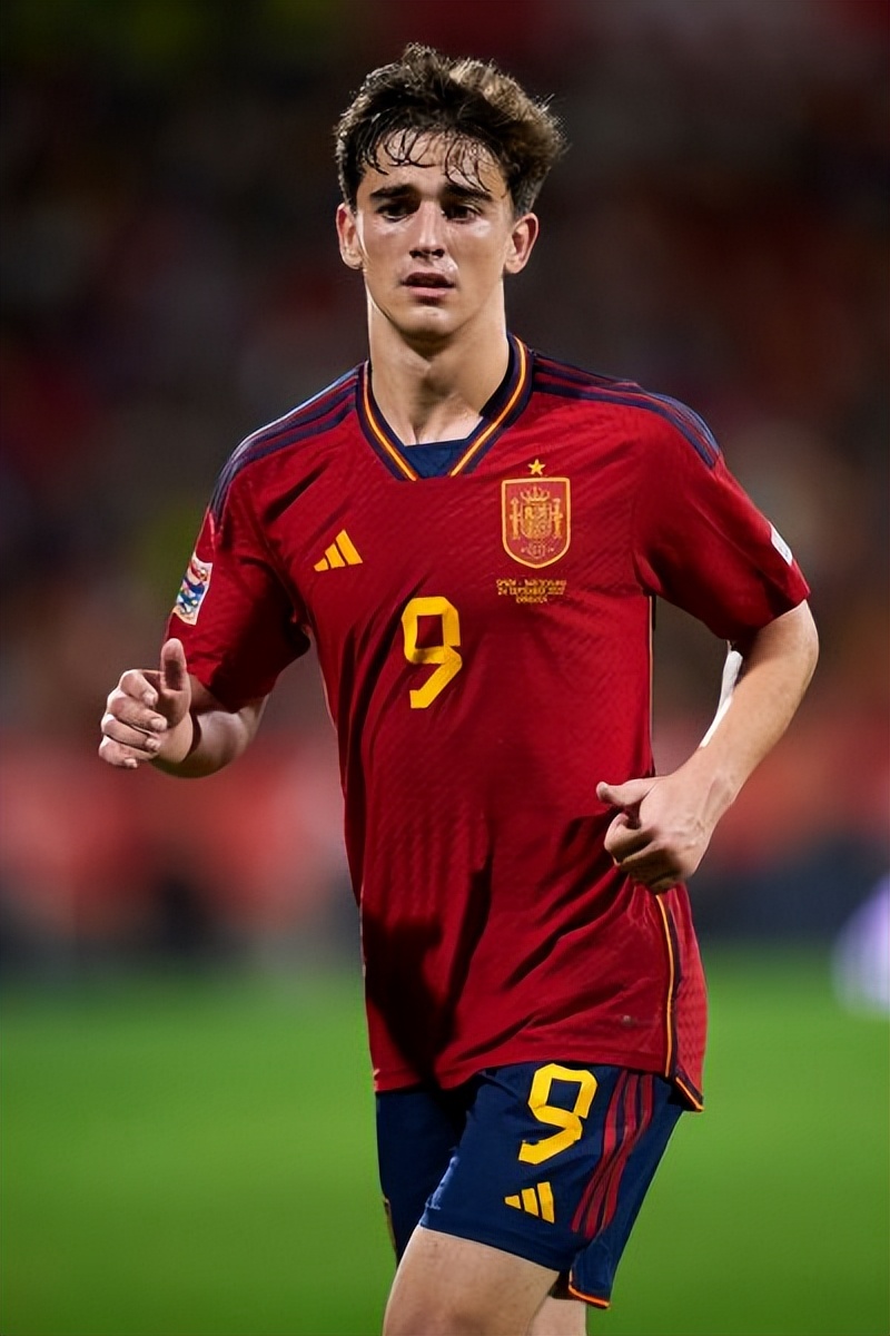 姆巴佩同期数据与梅西c罗对比,espn评nba百大球星前10