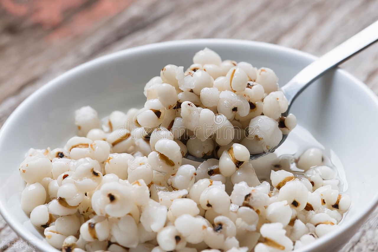 脾虚湿盛防己黄芪汤,薏苡仁治寒湿还是湿热