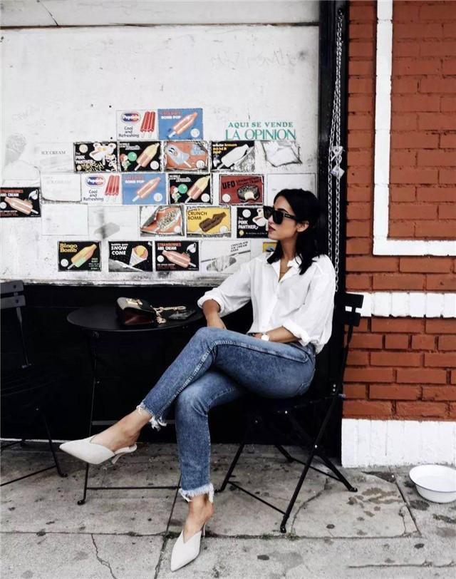 鍐绌块湶瓒鹃瀷,涓婁簡骞寸邯鐨勫コ浜哄皯绌胯繖4绉嶉瀷