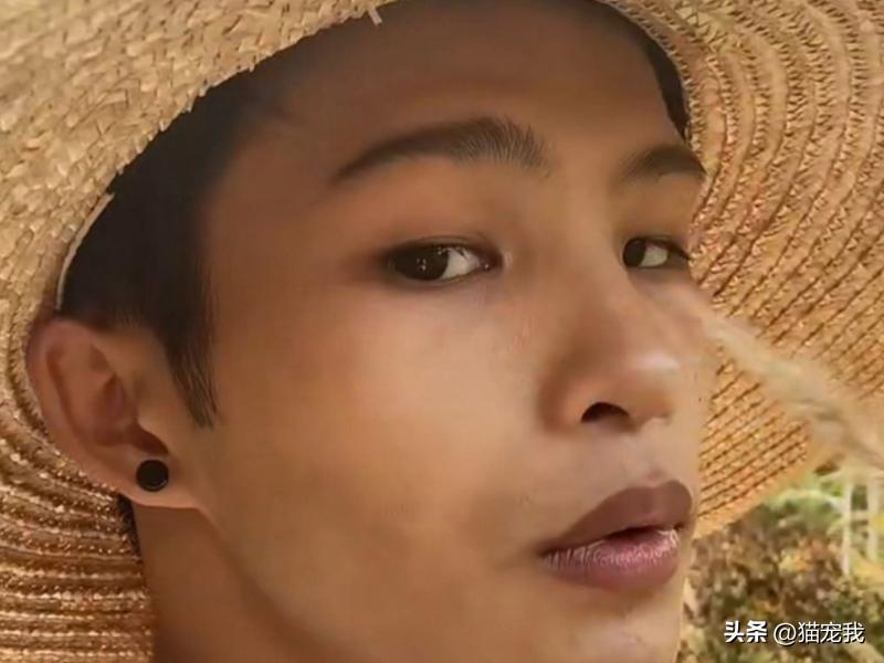 网红陆仙人，从披床单，穿编织袋到走国际T台，仅用三年，你信吗