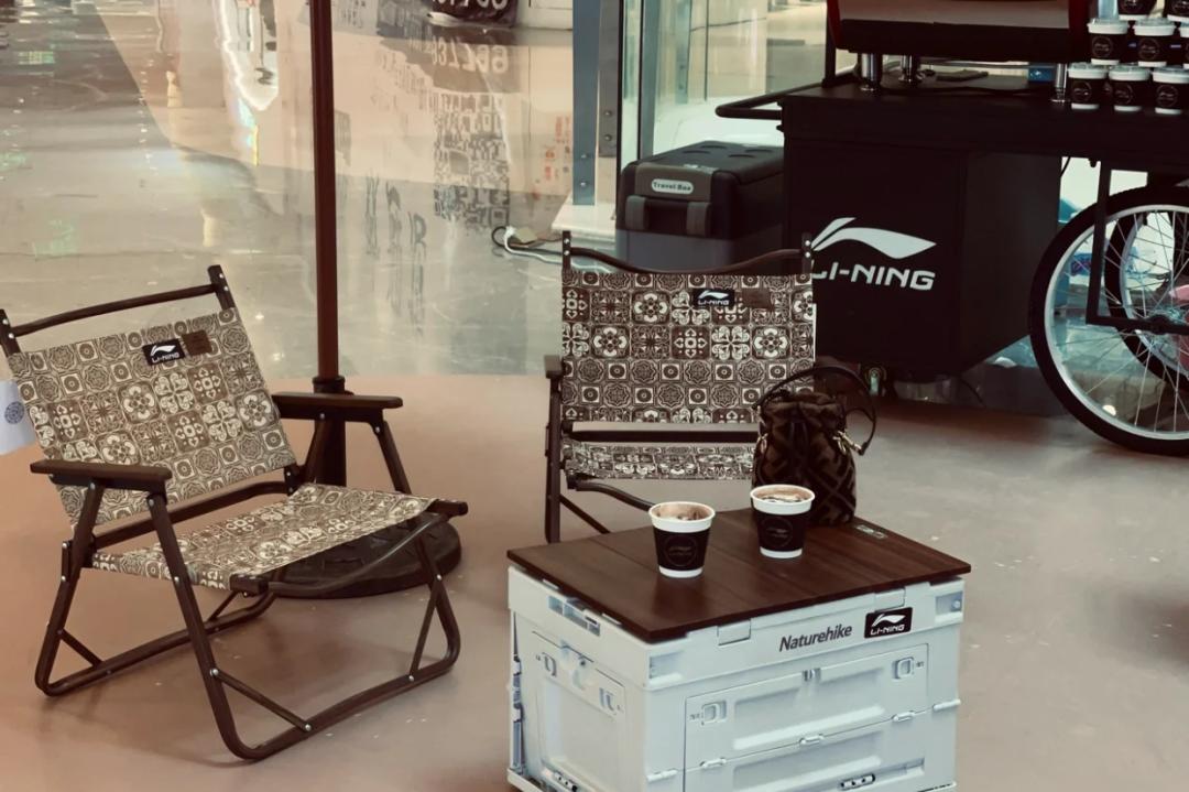 跨界品牌合作经典案例,经典品牌跨界开店