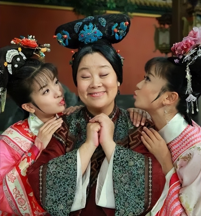 32岁离异后嫁给小8岁男人,32岁离异后嫁给小8岁的男人