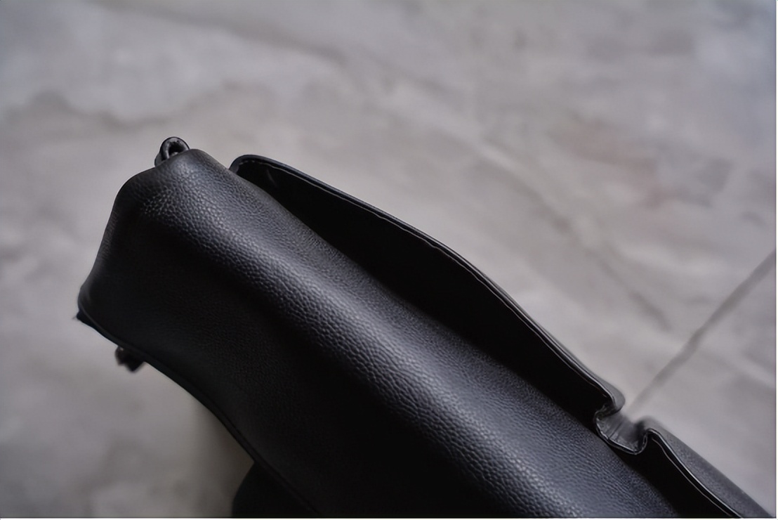 出门必备的10个好物推荐,出门必备10件好物一个包