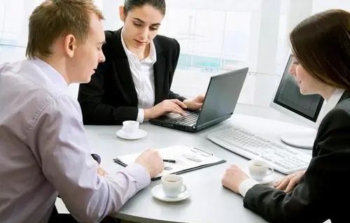 新手做销售如何练好口才,口才不好做销售怎么和客人交流