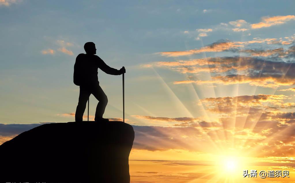 千万富翁体验清洁工生活 (富人体验清洁工生活)