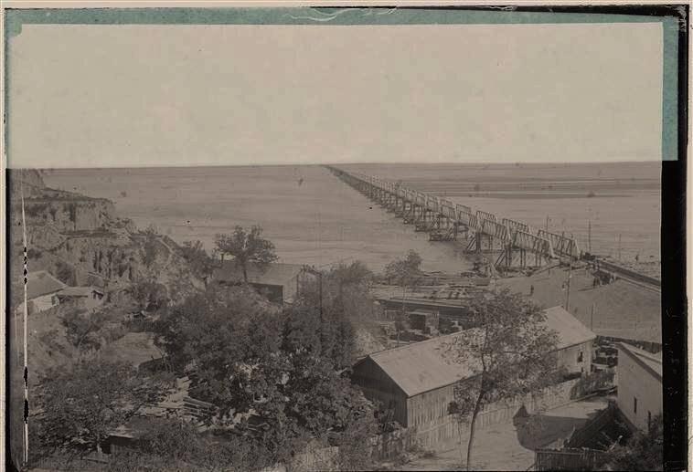 渚靛崕鏃ュ啗鍏借,鏃ユ湰渚靛崕鍏借鐓х墖