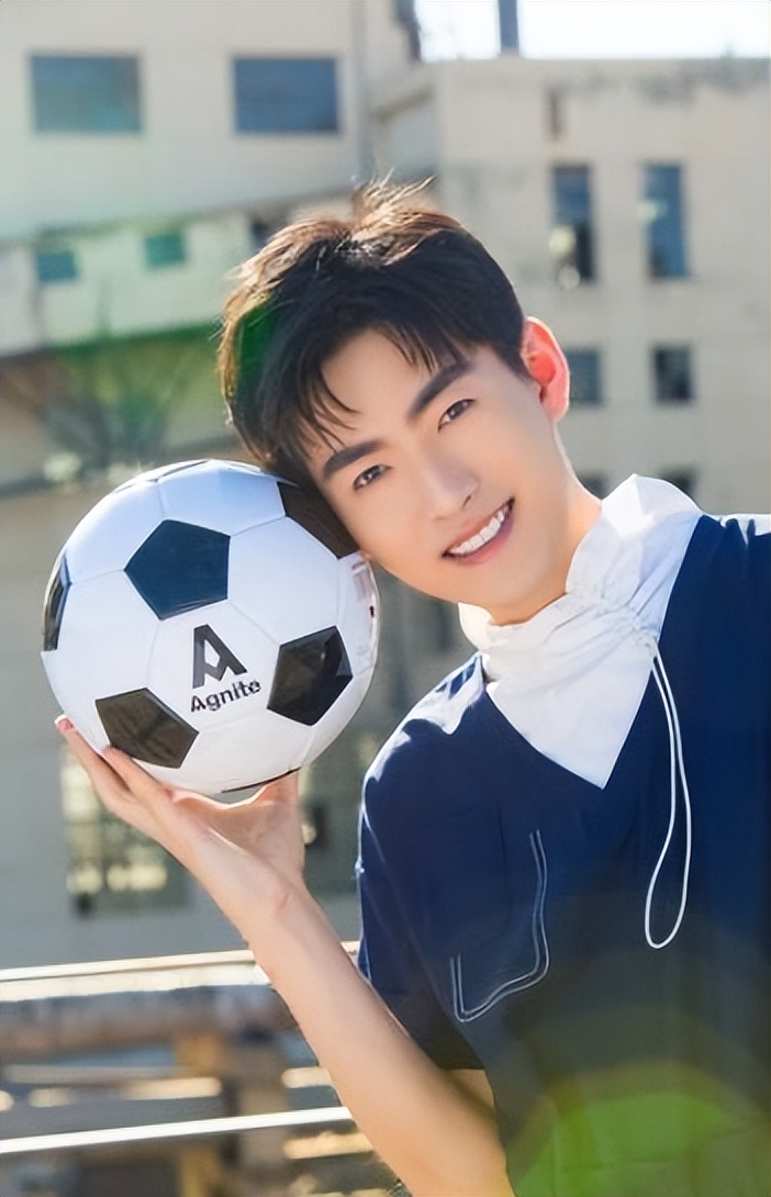 湖南喝酒不醉的女人刘静,湖南女子喝酒像喝水一样千杯不醉