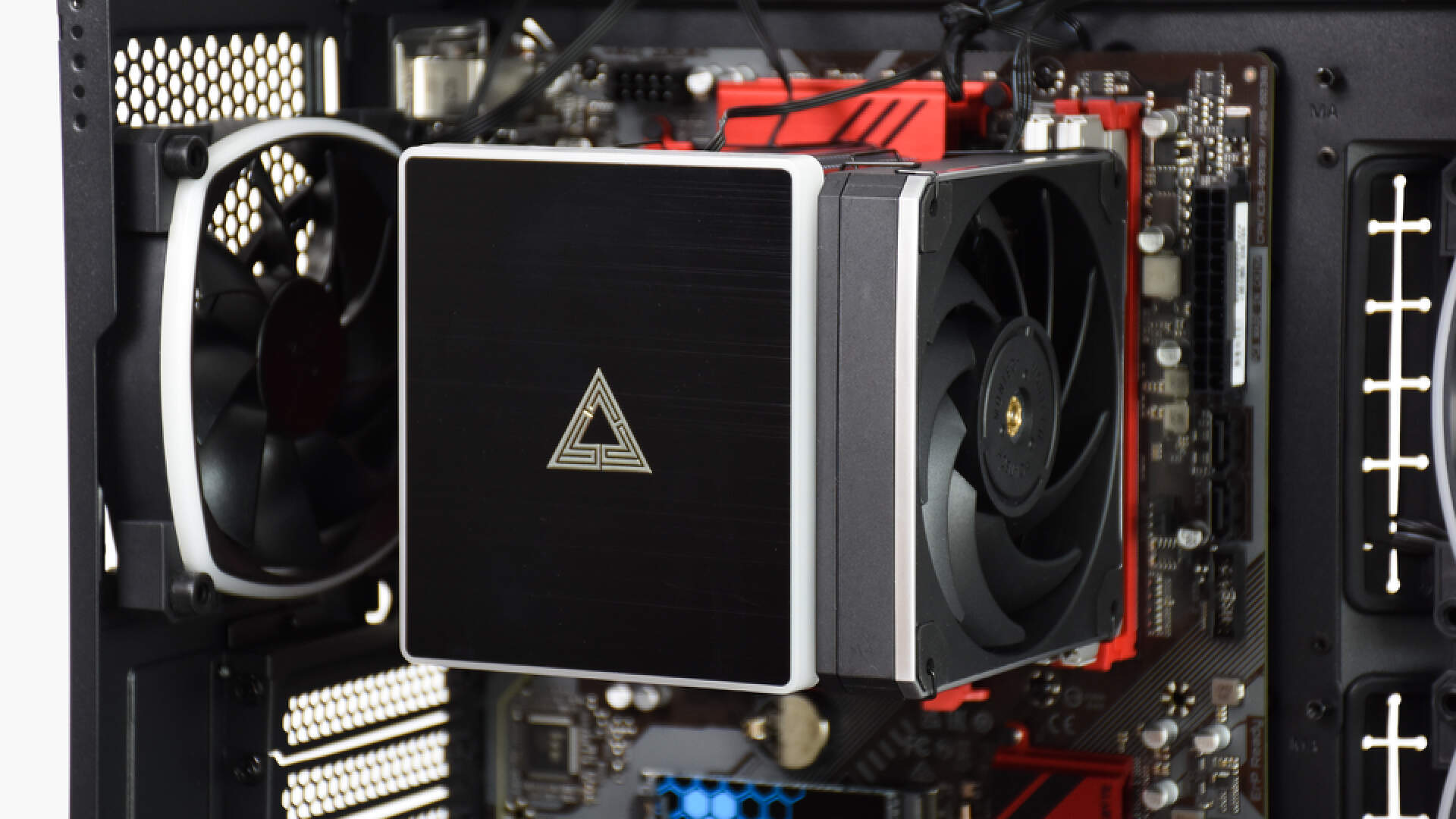 主流海景房机箱配置,montech机箱