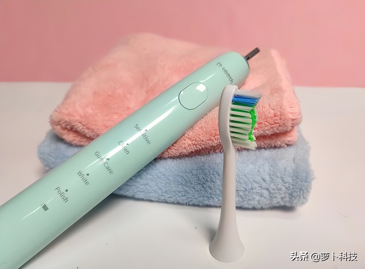 usmile电动牙刷和飞利浦电动牙刷,usmile电动牙刷和小米电动牙刷