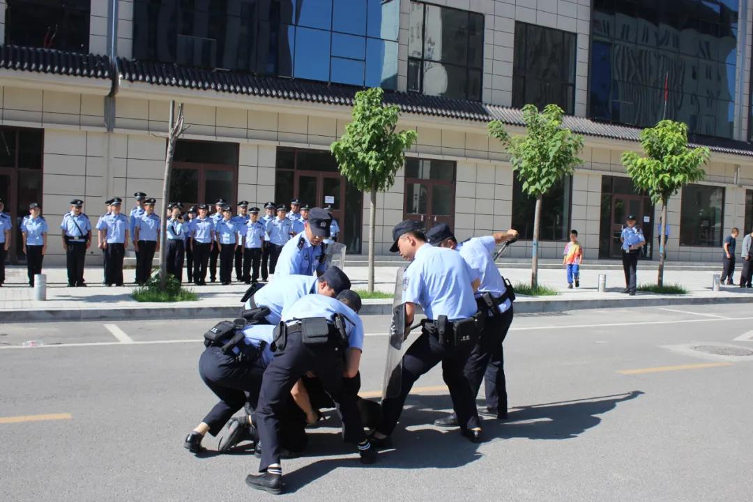 富县公安严打,富县2022年全县公安工作会议