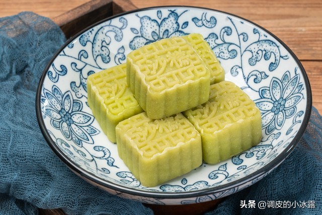 淄博绿豆糕大爷配料表原视频,淄博绿豆糕大爷现在一天卖几笼