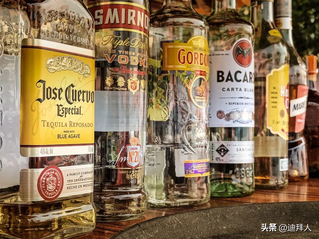 迪拜阿布扎比攻略豆瓣,迪拜喝酒规矩