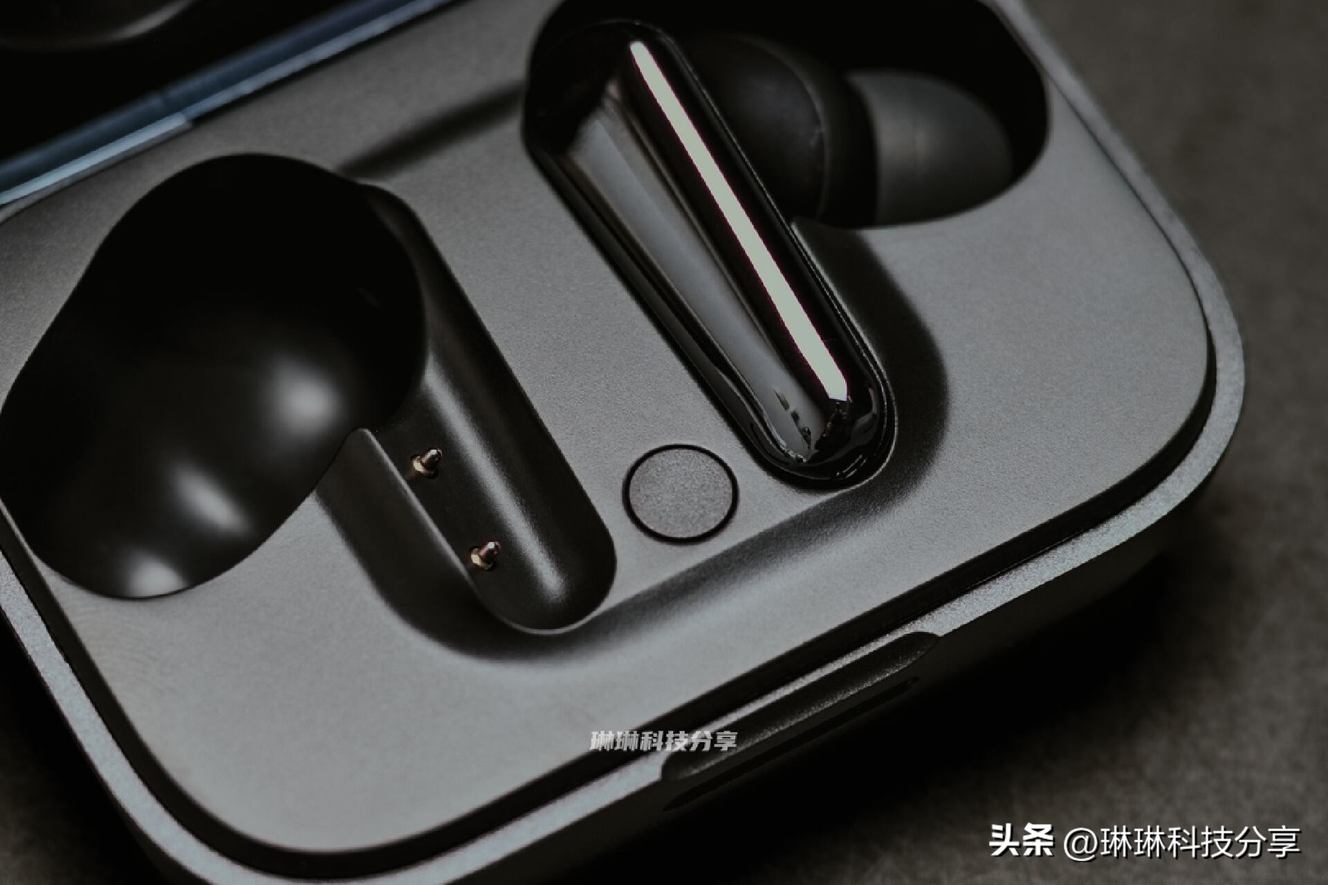 无线耳机充电耐用测评,无线充电蓝牙耳机50以内