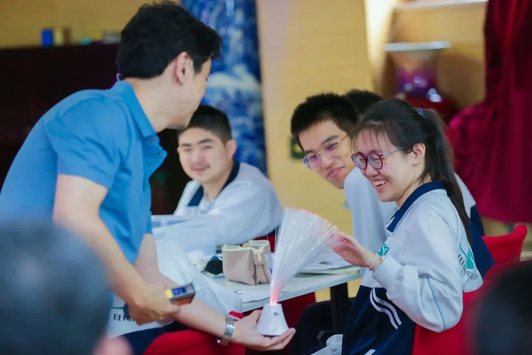 学校开展青少年科技创新活动情况,青少年科技思维创新大赛