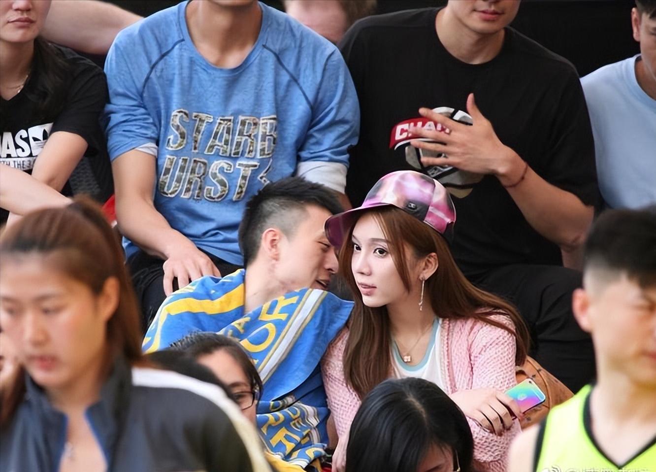 秦奋跟韦雪怎么认识的,富二代秦奋和韦雪的关系