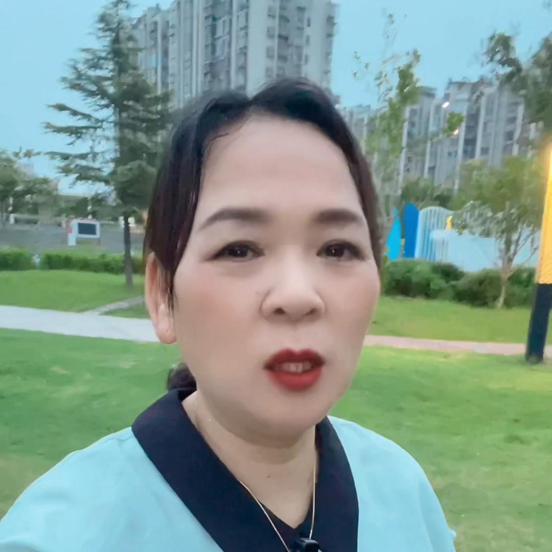 大家评论一下、这个压岁红包我应该给多少合适呢？#口播视频