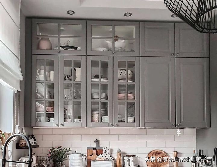厨房一字型橱柜的样式与布局,两米乘两米的厨房橱柜如何布局