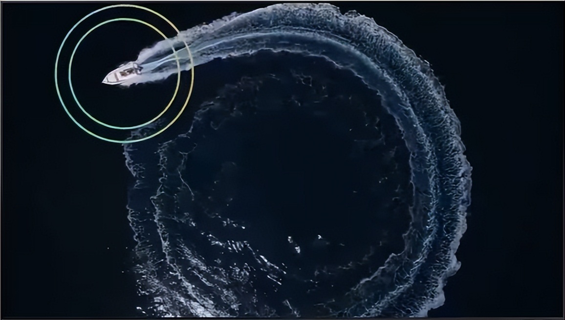 纤薄至美，浸享天籁，三星OLED自带音效魔法