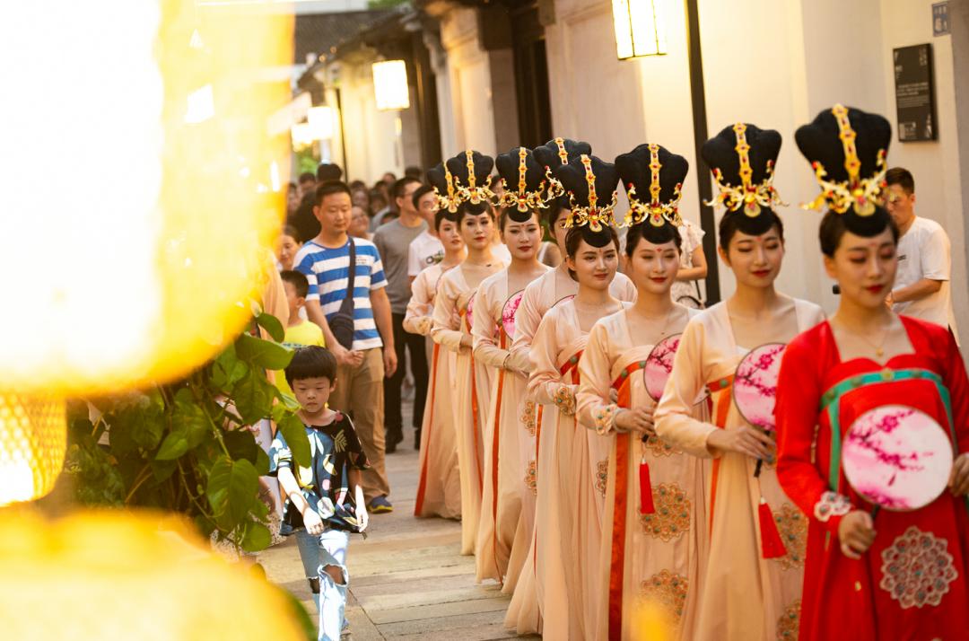跟着梦华录游汴京,跟着梦华录学英语