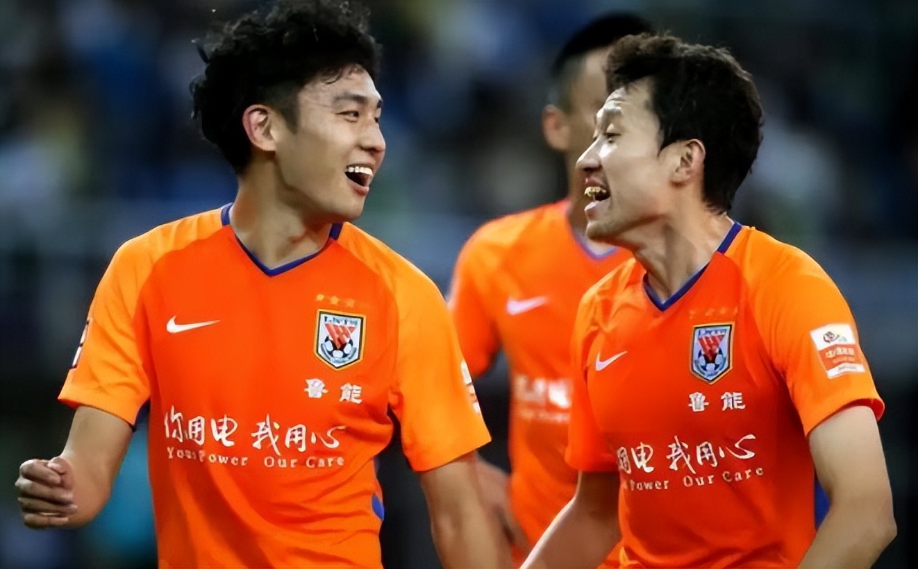 喜讯！中国飞翼入选欧洲联赛最佳阵容，能攻善守未来值得鲁能引进