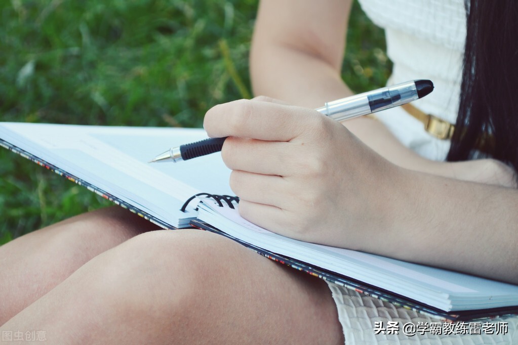 一天写100个原创文章技巧,怎样才能快速写完50篇摘抄