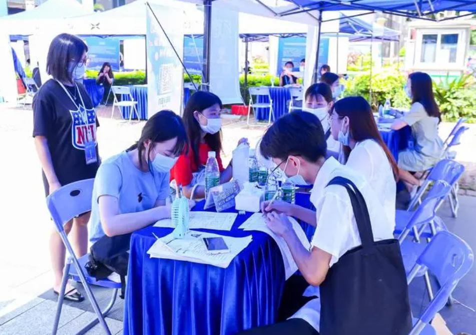 钁ｆ槑鐝犳嫆缁濆崈涓囧勾钖殑鐞嗙敱,钁ｆ槑鐝犵殑鐢ㄤ汉瑙傚甫鏉ョ殑鍚ず