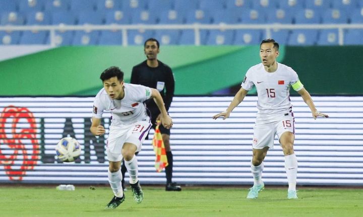 要打出自己的风格,国足进攻要有变化,防守针对性要加强