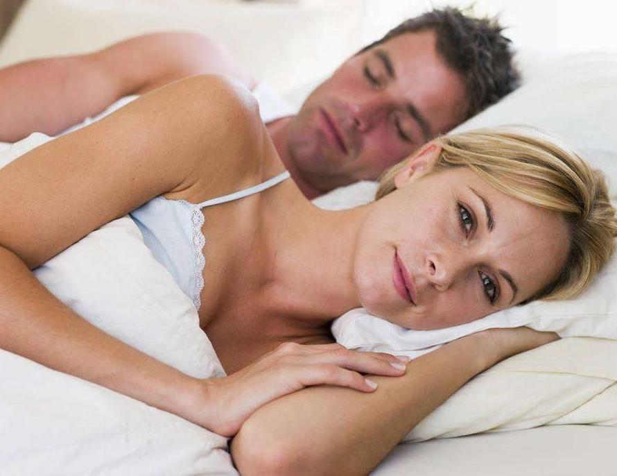 夫妻房事时，坚持多长时间算正常?多久一次对身体好?了解一下