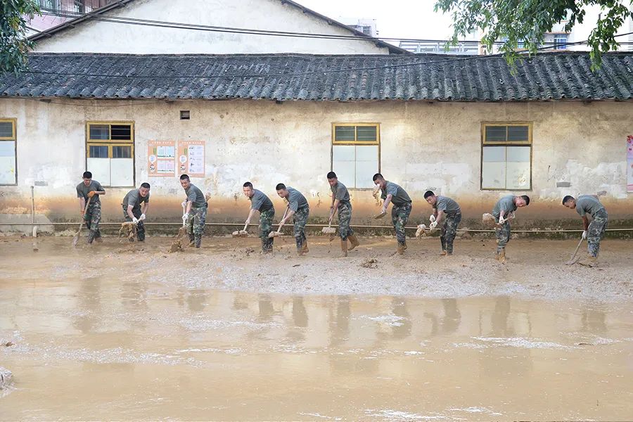 火箭兵的火箭有什么型,火箭军好不好