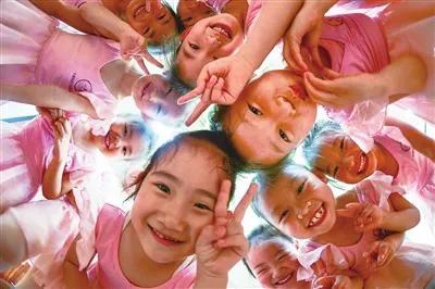 六一快乐全家总动员,六一开场舞蹈欢乐总动员