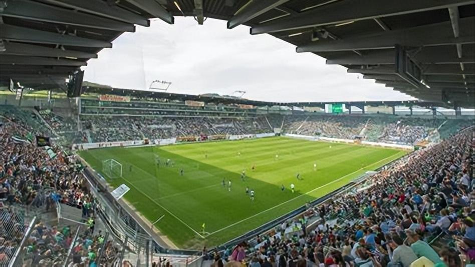 欧洲足球豪门球场盘点,欧洲足坛十大震撼球场