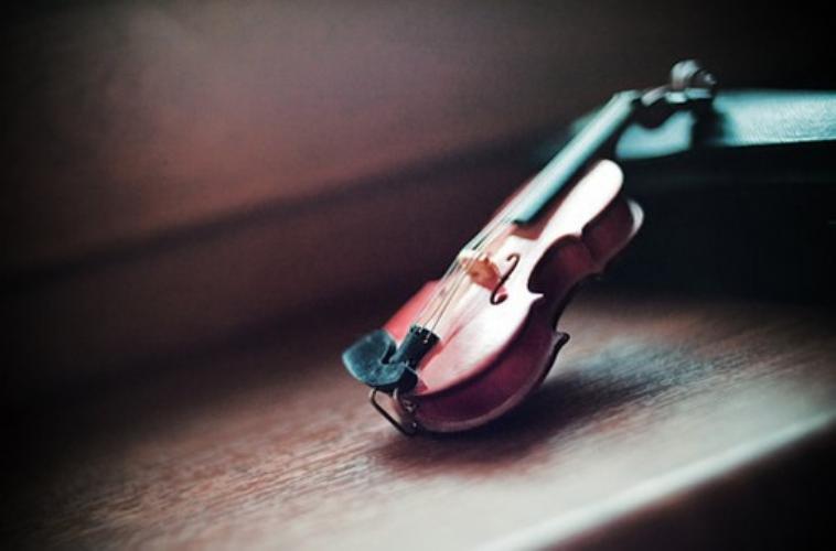 不断的崩溃又不断的治愈的句子,自己崩溃自己治愈的句子