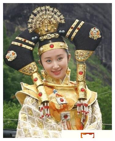 盘点那些发型翻车的搞笑瞬间,女生发型中长发剪发翻车