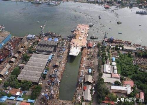 造一个航母有多难,造航母用多少吨钢板