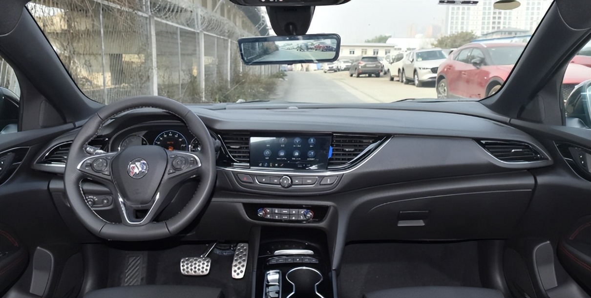 别克君威哪款性价比高家用,2024款别克君威2.0t纵享版测评