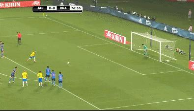 内马尔带领巴西对战日本大四喜,内马尔在巴西热身