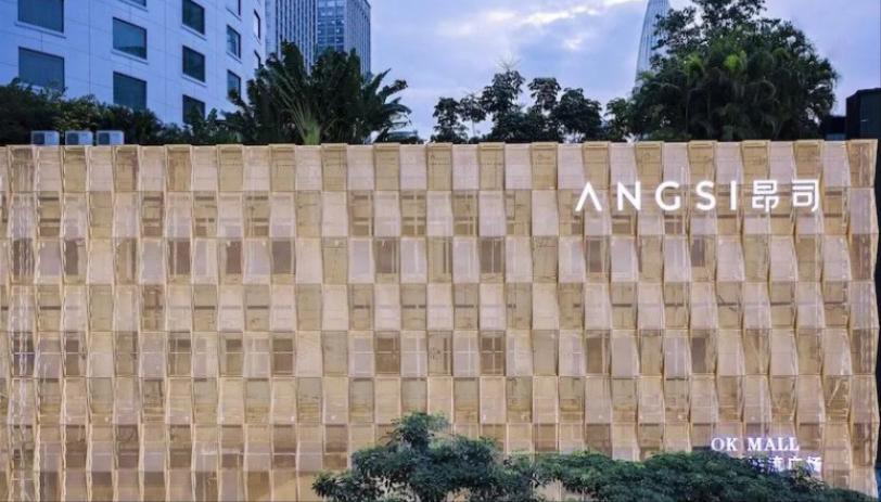 装修1个亿，最贵蛋糕1314万，深圳最贵地段一个月租金260万